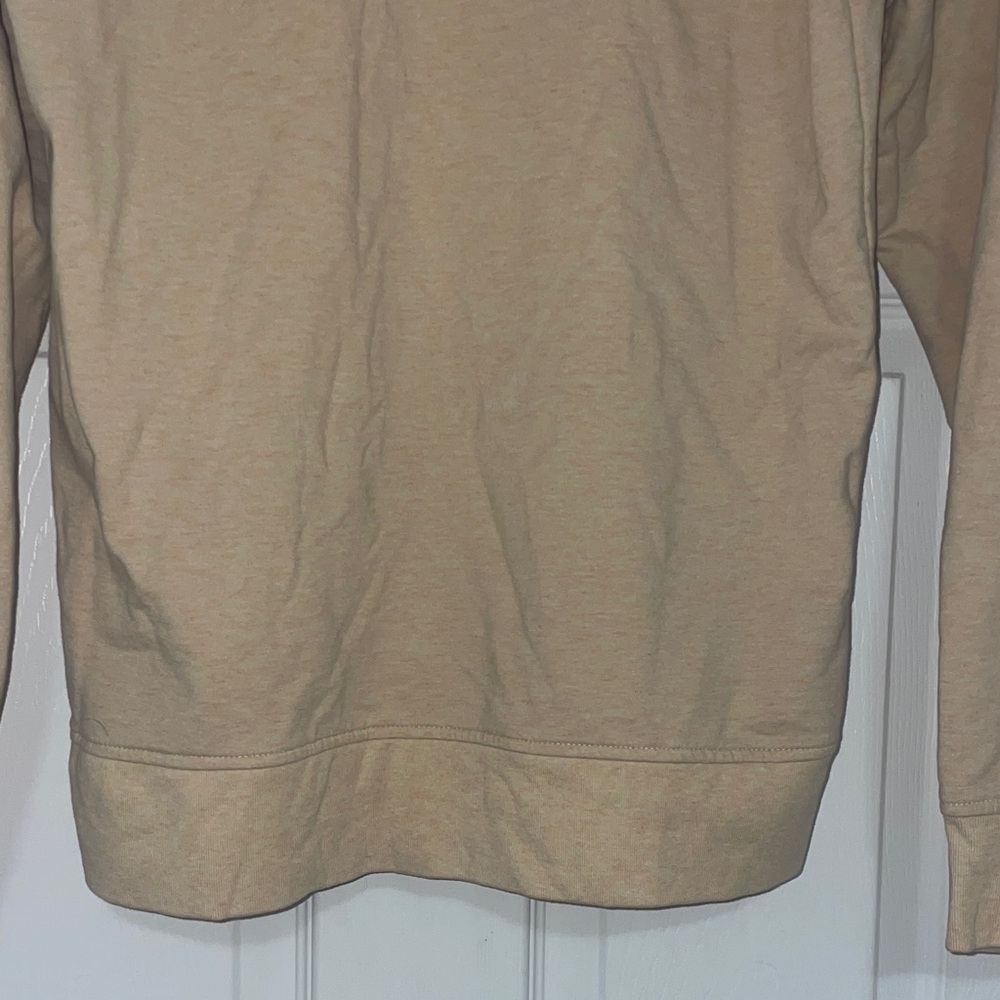 Patagonia Hoodie with Logo Graphic - Picture 7 of 10